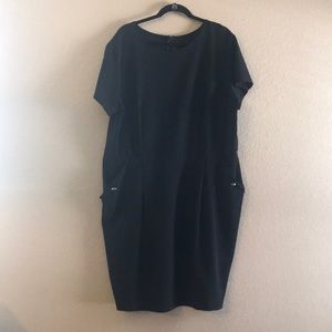 Black sheath dress with pockets